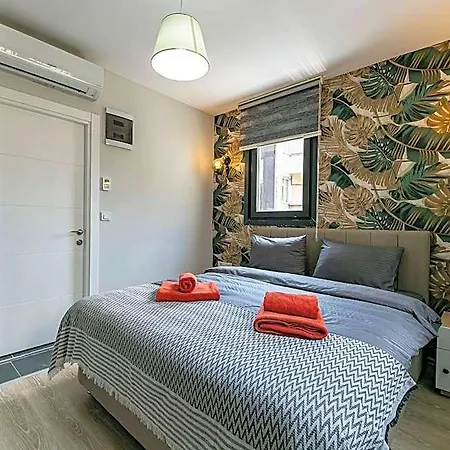 Solo Hotel 3*